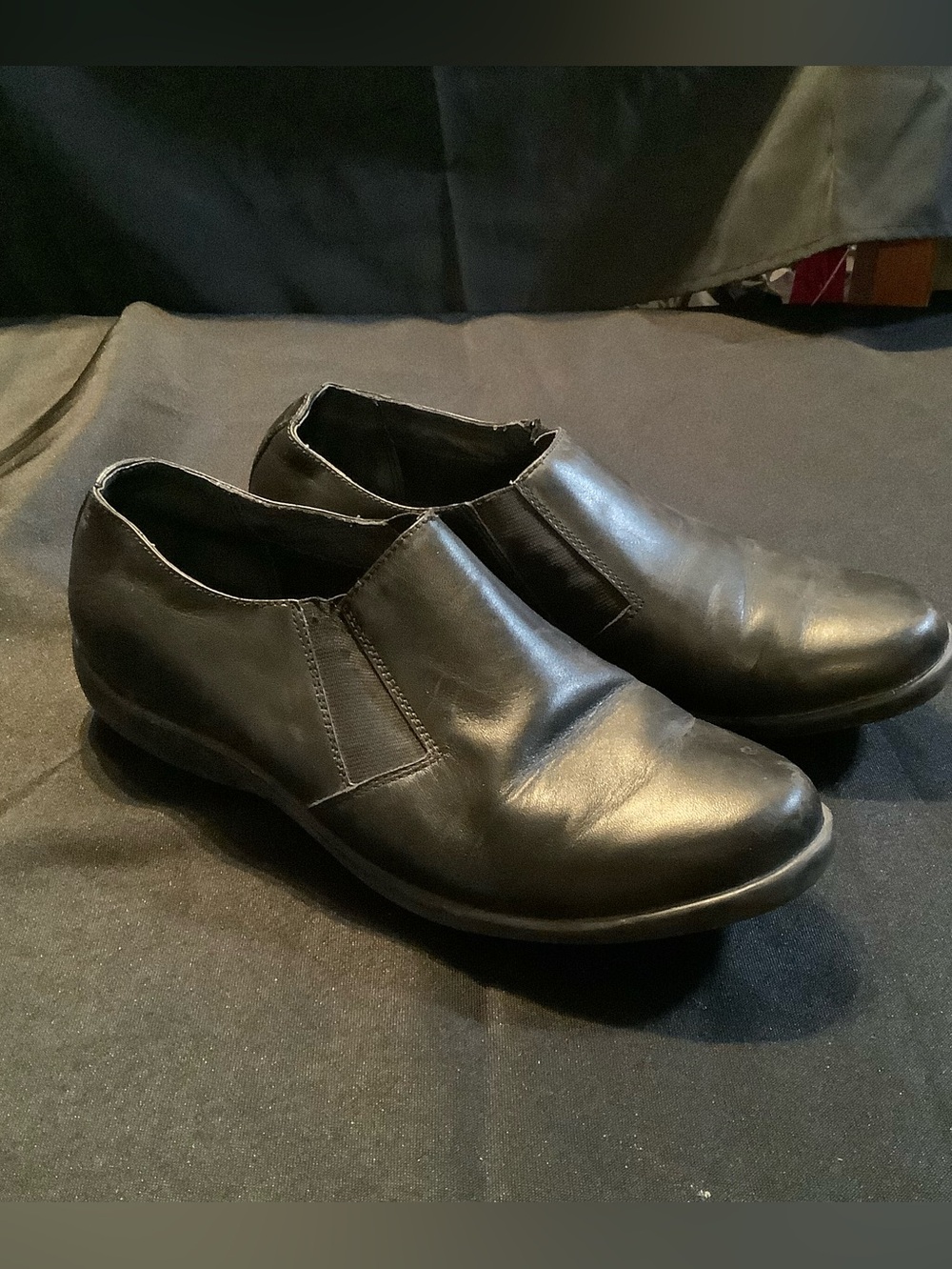 ROCKPORT:  Black Slip-On Shoes